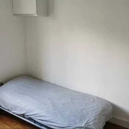 Studio N°3 En Plein Coeur Du Centre Conseil Lägenhet